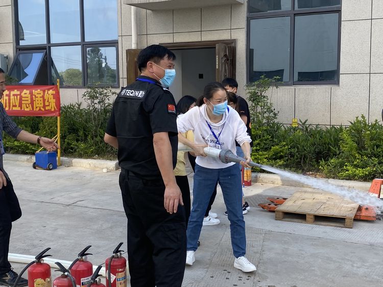 safety is no small matter·responsibility is greater than god |“ safety is no small matter·responsibility is greater than god |“"experiential" emergency drills to build a solid line of defense for safe production(pic12)