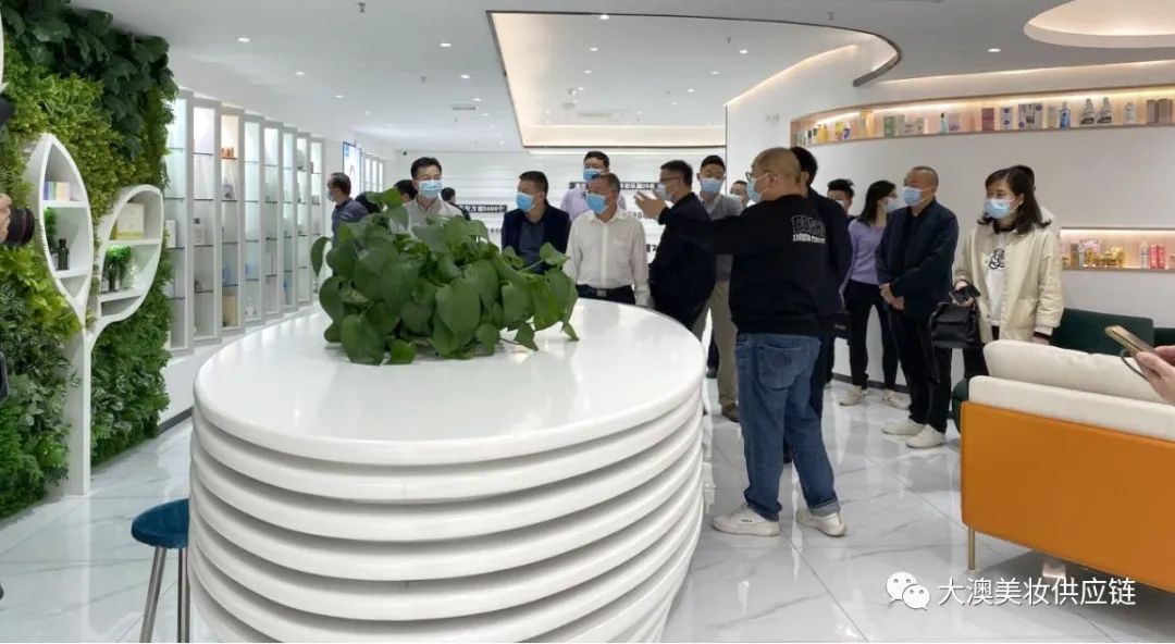 【break through the situation and move forward with care】welcome the leaders of guangdong qingyuan national high-tech zone to visit daao biology for research and guidance(pic4) 【break through the situation and move forward with care】welcome the leaders of guangdong qingyuan national high-tech zone to visit daao biology for research and guidance(pic4)